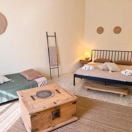Holiday home Strawberry Field
